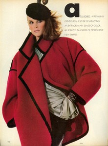 Penn_Vogue_US_October_1983_09.thumb.jpg.3fbde90169272b92da43fbb8f52d353e.jpg