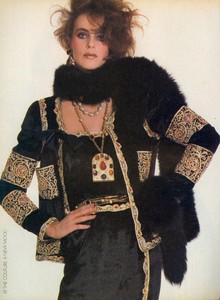 Penn_Vogue_US_October_1983_17.thumb.jpg.0111d733445068aeb62f7c8393553890.jpg