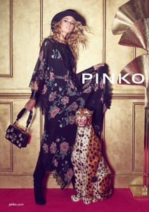 Pinko-Fall-Winter-2018-Campaign12.thumb.jpg.de93938c575f5e91b0cbef119f8ba25b.jpg