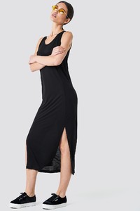 cheap_monday_carry_dress_1063-000248-0002_01c_r1.jpg