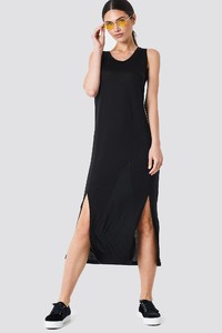 cheap_monday_carry_dress_1063-000248-0002_04c_r1.jpg