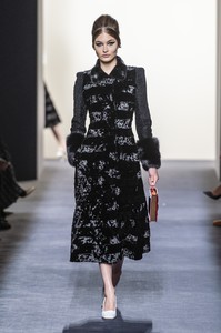 fendi-couture-hc-rf18-0341.thumb.jpg.f1203066fd10871a95069d3682c6cdda.jpg