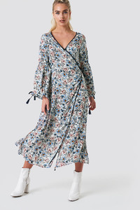 glamorous_wrap_maxi_floral_dress_1418-000232-8397_01c.jpg