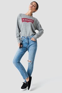 levis_relaxed_graphic_crew_sweatshirt_1108-000050-5187_03c_r1.jpg