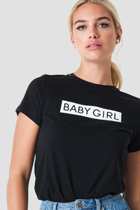 linn_ahlborg_baby_girl_tee_1561-000061-0002_01a_r.jpg