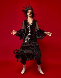 morena-baccarin-mike-ruiz-photoshoot-for-rogue-magazine-2018-1.thumb.jpg.db94ca7cee90b6dd6e36b699f88c312b.jpg