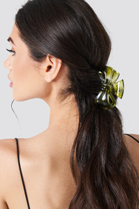 nakd_bow_hairclip_1015-001031-0010_02l.jpg