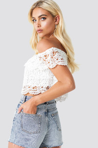 nakd_lace_off_shoulder_top_1014-000243-0001_02b.jpg