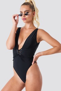 nakd_lacing_waist_swimsuit_1000-100282-0002_04j.jpg