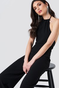 nakd_open_back_halterneck_jumpsuit_1018-001219-0002_03j.jpg