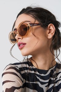 nakd_oval_sunglasses_1015-000437-0027_02l_r1.jpg