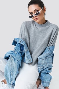 raw_hem_batwing_sweatshirt_1018-001305-0138_01a.jpg