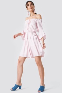 schanna_off_shoulder_wide_sleeve_dress_1577-000002-0048_03c.jpg