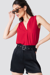 trendyol_v_neck_blouse_1494-000790-0004_01a.jpg