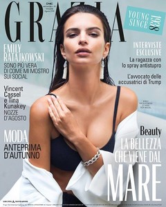 Emily Ratajkowski-Grazia-Italia.jpg