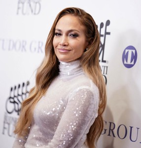          jlo250918BZNimage6.jpg