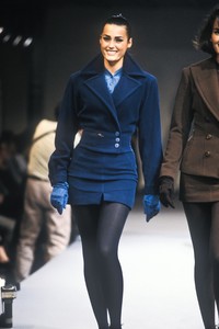 1458618781_AzzedineAlaia1990WomenRTW77.thumb.jpg.c0eb99f4a1bd1bce6e68b6bc998943ab.jpg