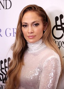          jlo250918BZNimage1.jpg