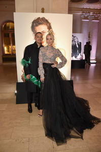 Ashlee+Simpson+Harper+BAZAAR+Celebrates+ICONS+1Jfp2RQ8tDHx.jpg