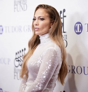          jlo250918BZNimage8.jpg