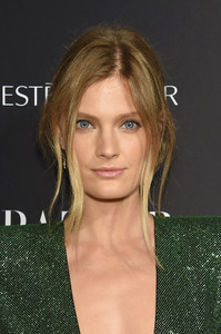 Constance+Jablonski+Harper+BAZAAR+Celebrates+ahXqTDcAnSQx.jpg