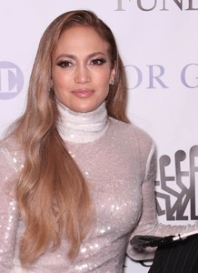          jlo250918BZNimage9.jpg