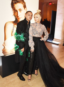 Ashlee+Simpson+Harper+BAZAAR+Celebrates+ICONS+OGRxpcetwkMx.jpg