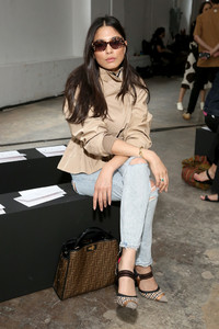 Jessica+Gomes+Dion+Lee+Front+Row+September+3CDnoxdo5Wxx.jpg