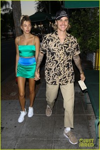 justin-bieber-hailey-baldwin-dan-tanas-dinner-date-11.jpg