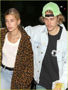 justin-bieber-hailey-baldwin-date-night-04.jpg