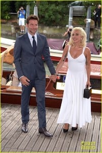 lady-gaga-bradley-cooper-walk-hand-in-hand-star-is-born-venice-festival-photo-call-06.jpg