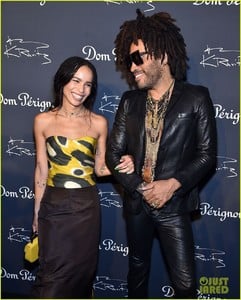 zoe-kravitz-lenny-kravitz-exhibition-opening-07.jpg