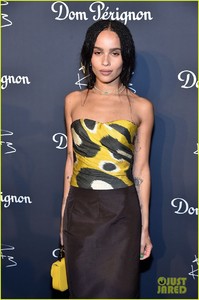 zoe-kravitz-lenny-kravitz-exhibition-opening-12.jpg