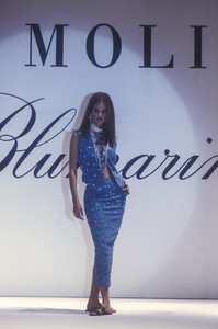 506740839_Blumarine1993WomenRTW93.thumb.jpg.8b96683ddc860463c03d5c7ce00351f0.jpg