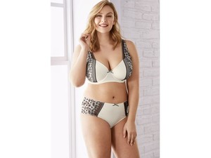 esmara-lingerie-damen-spitzen-bh--4.thumb.jpg.44b4be6fe0ff36b97dc8dae17bb04bf6.jpg