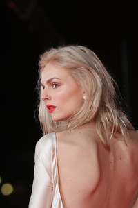 Andreja+Pejic+Girl+Spider+Web+Red+Carpet+Arrivals+qksOceg9f6nx.jpg