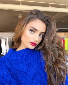 taylor_hill_44917779_329514377847388_1228936429515125918_n.jpg