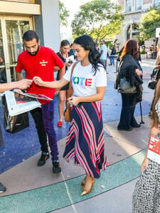 Camila+Mendes+Camila+Mendes+Outside+ArcLight+rRw-39zVj6wx.jpg