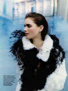 Grazia-Magazine-Photography-Indira-Cesarine-0021.jpg