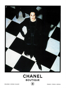 Lagerfeld_Chanel_Fall_Winter_89_90_01.thumb.png.6fb859aff3e0624f5a4d7d0a9a1d743a.png