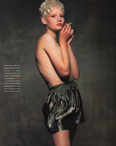 Metallico_Watson_Vogue_Italia_May_1989_07.thumb.png.8b5697c20104fb64ffb05bbbb96f1937.png