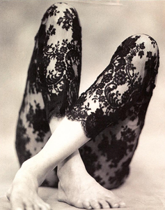 Pizzo_Watson_Vogue_Italia_May_1989_05.thumb.png.57a218ffae968d262013501de3f028b3.png