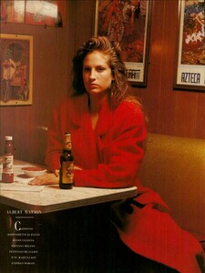 Rosso_Vogue_Italia_November_1988_05.thumb.jpg.03450ea008e8c080690e4441b7f23ef8.jpg