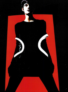 Saikusa_Vogue_Italia_November_1989_03.thumb.png.44e67dd5b0bb8014b535888693d7c657.png