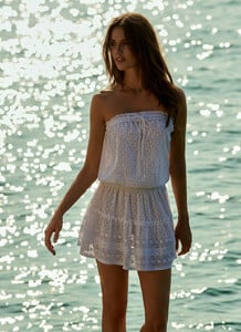 fru-white-textured-bandeau-short-frill-beach-dress-lifestyle-2019.jpg