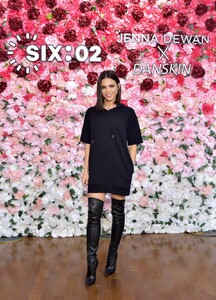 jenna-dewan-at-jenna-dewan-x-danskin-capsule-launch-event-in-los-angeles-12-06-2018-7.jpg