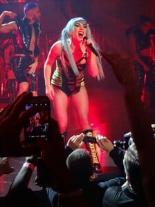 lady-gaga-performs-in-las-vegas-12-28-2018-4.jpg