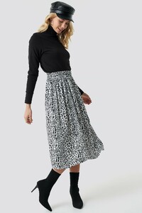 nakd_leopard_midi_skirt_1018-001942-1533_04c.jpg