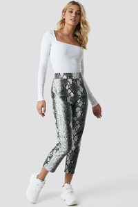 straight_snake_pants_1602-000010-0657_04c.jpg