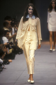 0_alberta-ferretti-ss-1991-1_html.thumb.JPEG.6f660bd48fc978f2926604d03c48dbc9.JPEG